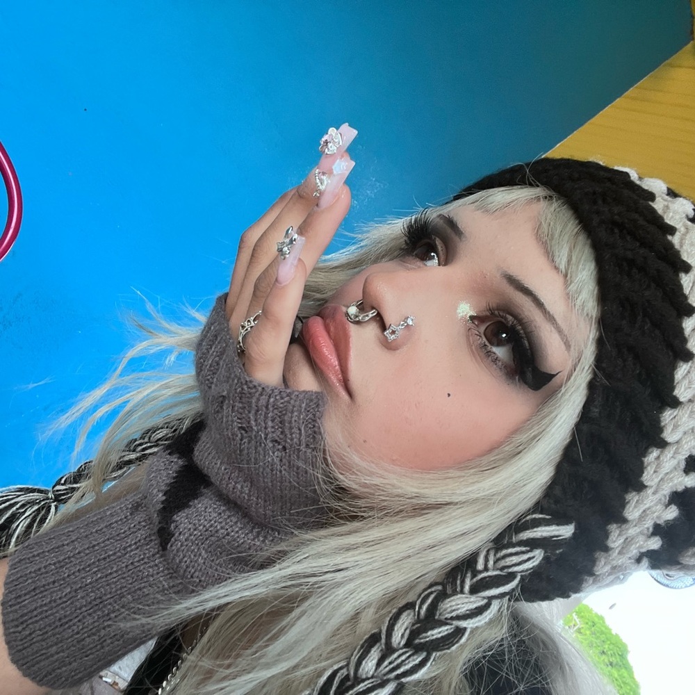 Meet your Posher, Carnage